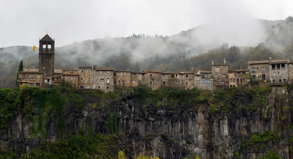 Castellfollit de la Roca, Katalonien