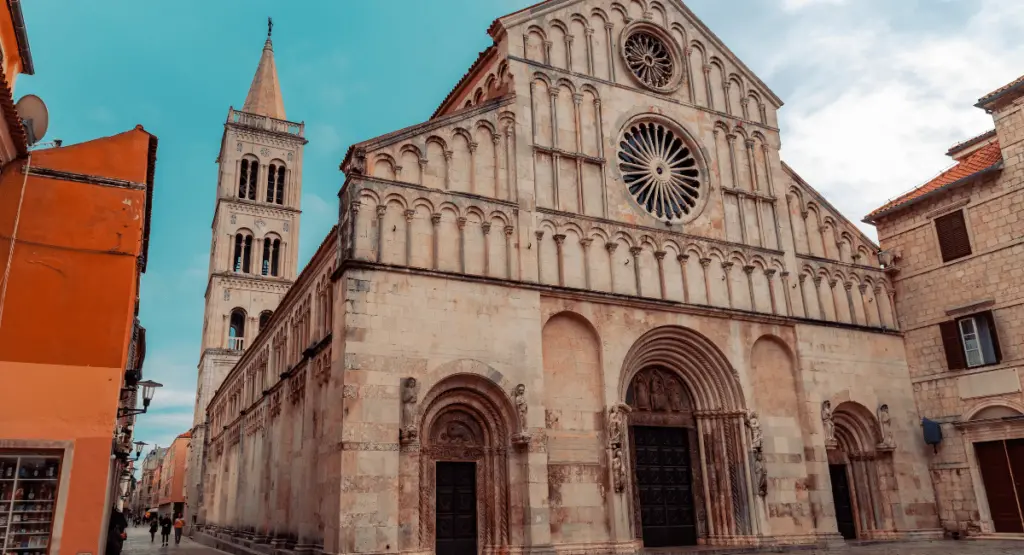 Kathedrale der Heiligen Anastasia - Zadar